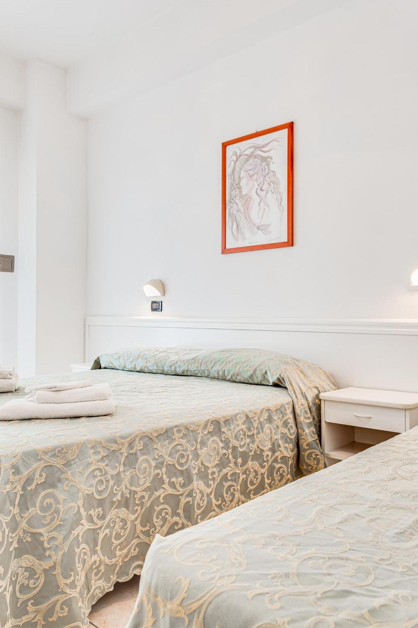 Hotel Sirena เบลลาเรีย-อีเจอา มารีนา ภายนอก รูปภาพ